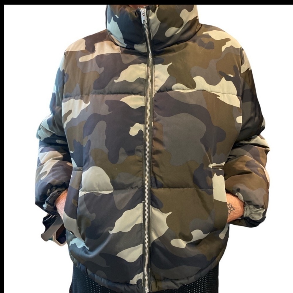 H&M Divide Camouflage Puffer Green & Tan bomber Jacket SZ 12 MEW